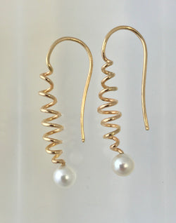 Helix Spiral Earrings with Pearls - Earrings Chorthip